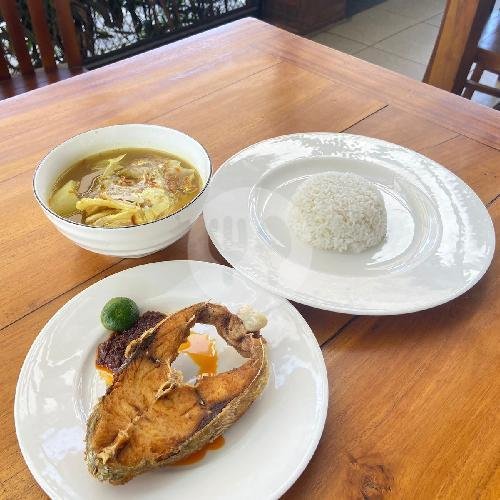 Discover the Culinary Delights of Warung Be Segara in Bali