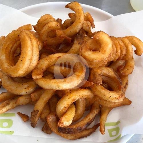 Curly Fries menu Deli Canggu, Nelayan