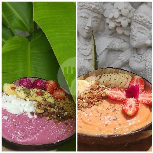 Pink Sunshine Free Cacao Nibs menu Nom Bali Smoothie Bowl, Denpasar