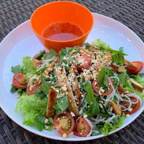 WKPsalad menu Warung Kursi Pendek, Mertasari