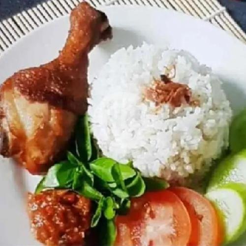 Nasi Box Ayam Goreng ( Paha Bawah ) menu Warung Bebek Mpok, Batu Layar