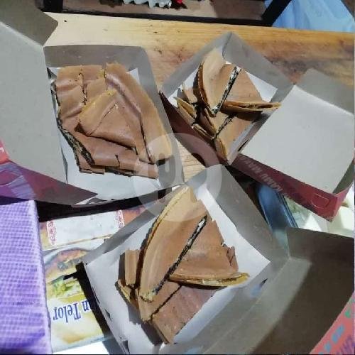 Tipker 1/2 coklat 1/2 keju menu Terang Bulan Kenzo, Denpasar