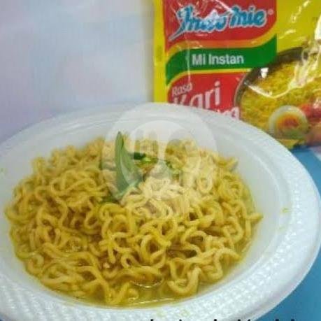 Indomie Rebus Rasa Kari Ayam menu Warmindo COD, Saelus