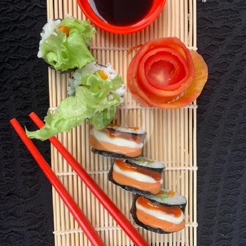 Veggie Roll (5 Pcs) menu Kea Sushi