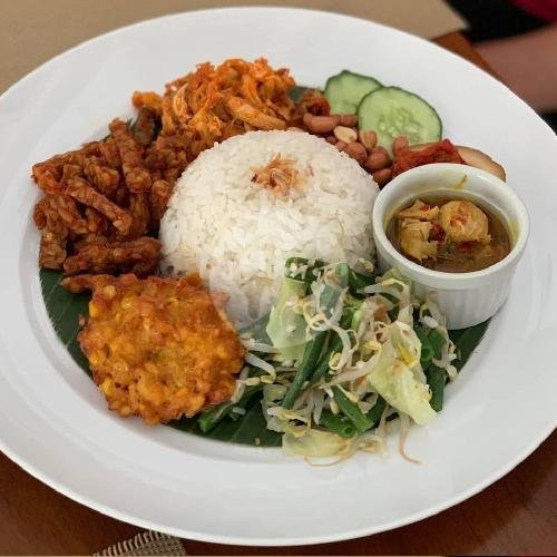 Nasi Campur Ayam menu Kalamansi Batubulan, Gianyar