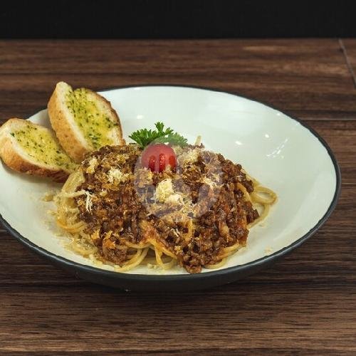 Spaghetti / Fettucini Bolognese menu Djali Cafe And Eatery, Benoa