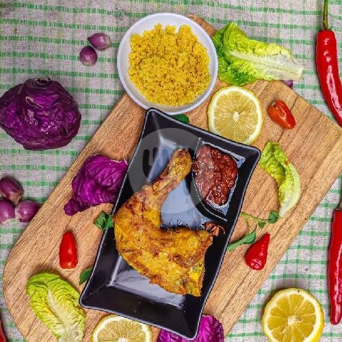 Ayam Goreng Tulang Lunak Tanpa Nasi menu Ayam Tulang Lunak Ibu Rahayu, Canggu