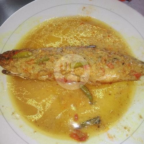 Ikan Bandeng Acar Kuning menu Pituah Bundo Masakan Padang