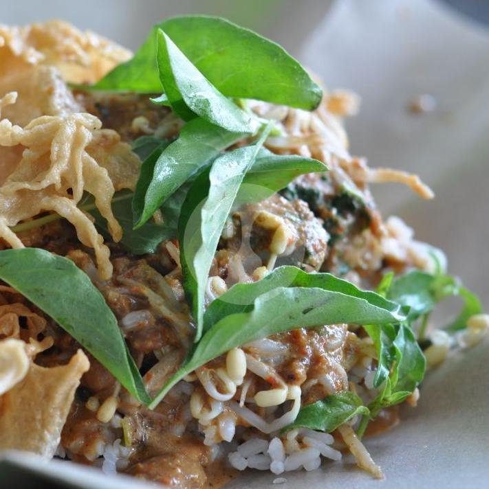 Nasi Pecel + Rempeyek menu Nasi Pecel Nganjuk Podomoro, Bung Karno