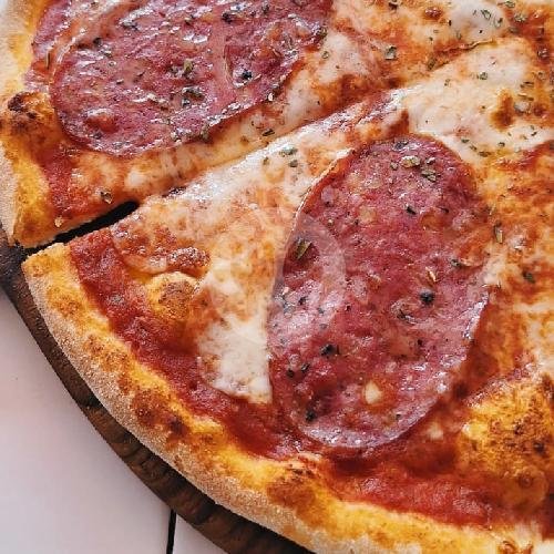 SALAMI(spicy,salty) Pizza menu Roman Pizza & Pasta, Canggu