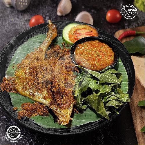 Bebek Goreng Rempah menu Ayam Square, Gomong