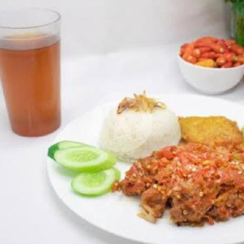 Ayam Geprek 1 pcs + Nasi 1 pcs + Es Teh 1pcs menu Ayam Geprek 99, Kuta