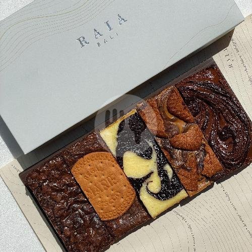 Assorted Brownies Regular (22x10) menu RAIA Bali, Denpasar