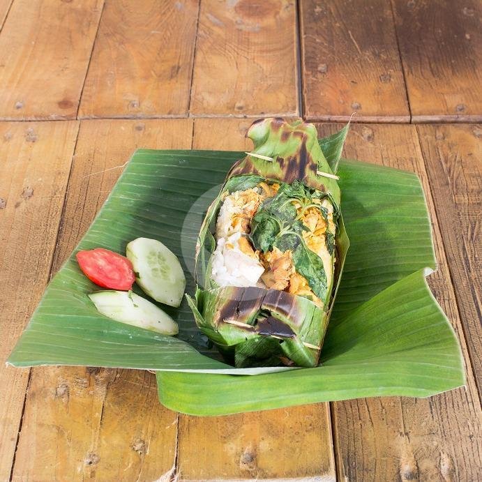 Nasi Bakar Ayam Telur Asin menu Nasi Bakar & Jinggo Sambal Roa, Taman Pancing