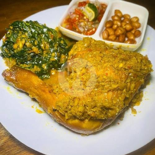Ayam Bakar Betutu menu Warung Panti Grill, Denpasar