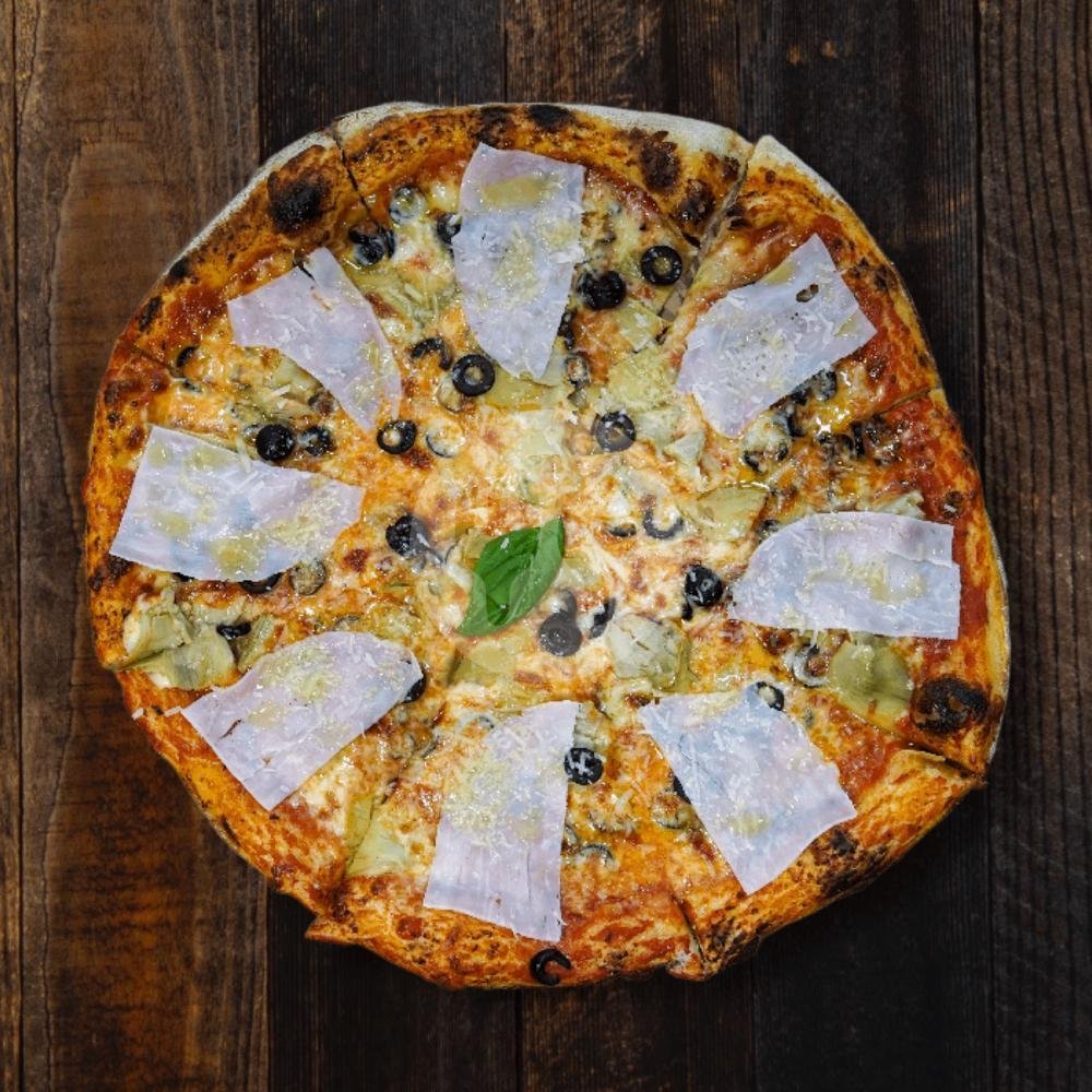 Capricciosa Large menu IL FORNO Pizza, Tibubeneng