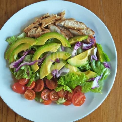 Avocado Chicken Salad menu Naturela Cafe & Resto, Uluwatu
