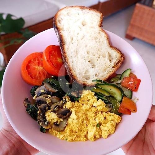 Tofu Scramble menu The Sloth Bali, Pantai Batu Mejan