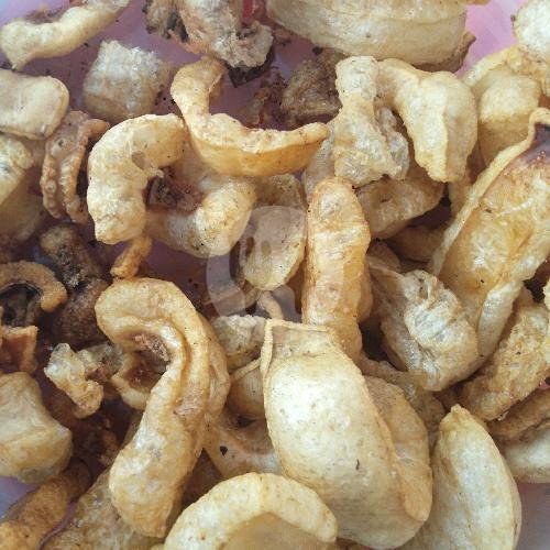 Kerupuk Babi menu Warung Makan Simpati, WR Supratman