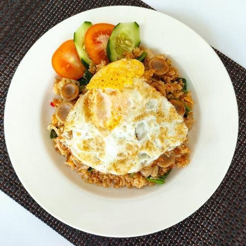 Nasi Goreng Spesial menu Nasi Goreng Ajik Budi, Dewi Supraba