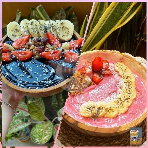 BlackPink Smoothie menu Nom Bali Smoothie Bowl, Denpasar