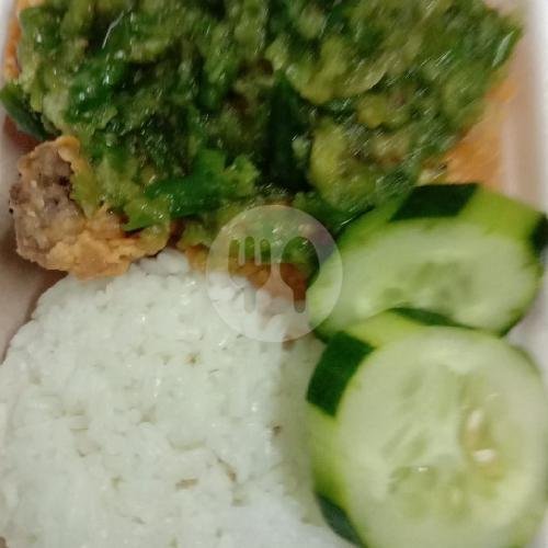 ayam geprek sambal ijo + nasi menu Ayam Geprek 99, Kuta