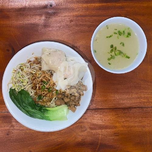 Mi Ayam Pangsit menu KEDAI HONIU, Denpasar Barat