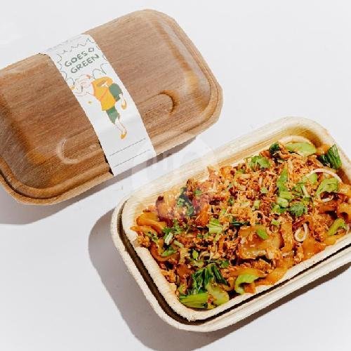 Kwetiau Goreng Ayam menu Amy Wong, Chinese Comfort Food