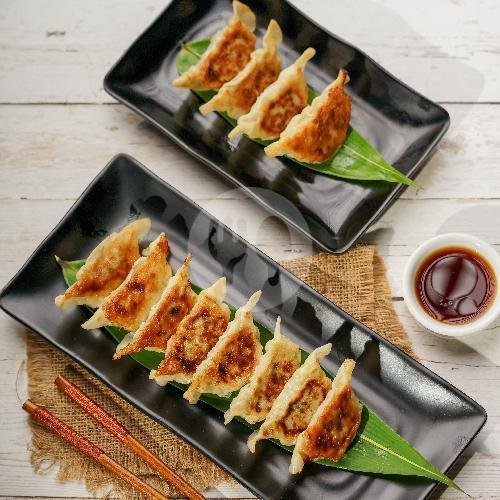 Chicken Gyoza Small 4pc menu Mr. Takoyaki, Dalung