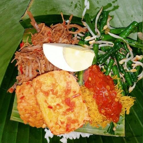 nasi jinggo KOMPLIT daging ayam menu Nasi Jinggo Sahidin, Blambangan