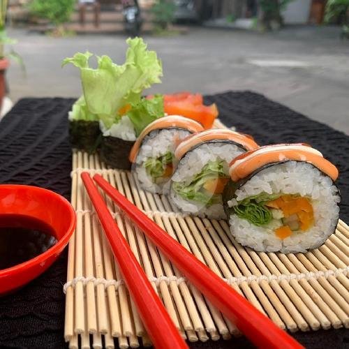 Veggie Roll (10 Pcs) menu Kea Sushi