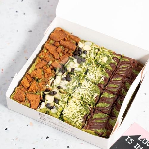 Greentea Classic Brownies menu Orlenalycious, Padang Sambian