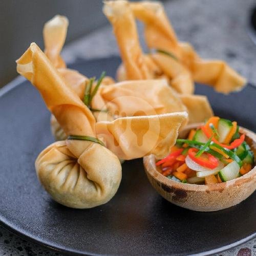 Thung Thong menu Lemongrass Thai, Legian