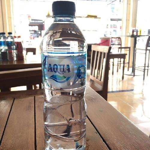 Aqua Botol 600ml menu Babi Guling Samsam Kasih