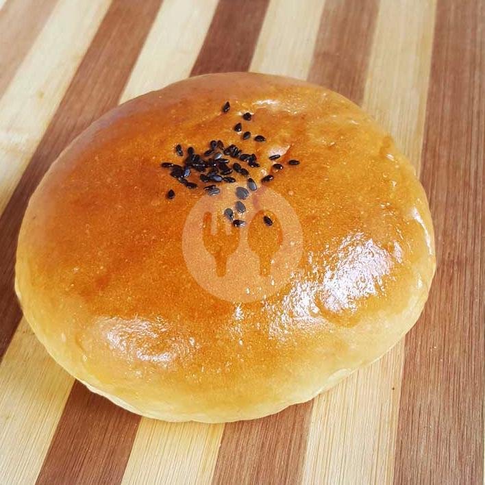 Red Bean Bun menu Bale Jaje Bakery, A. A Gede Ngurah