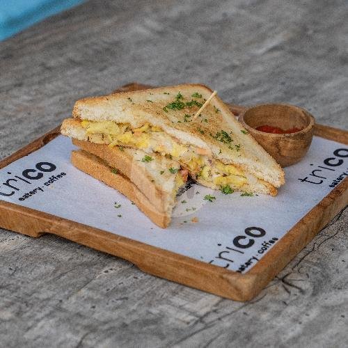 Smoked Salmon Sandwich menu Trico Cafe, Tabanan