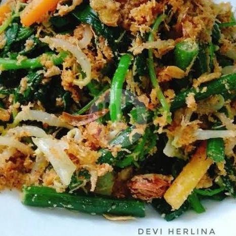 Sayur Urab Spesial menu Rujak Lebah One, Gunung Lebah