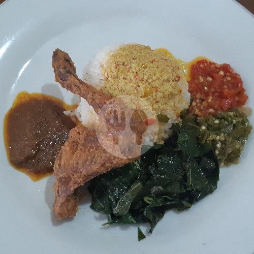 Review of Rumah Makan Minang Simpang Ampek: A Taste of Authentic Padang Cuisine in Bali