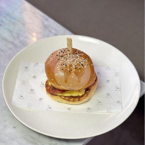 Bacon And Egg Burger menu Lusa by Suka Berawa, Canggu