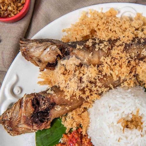 Lele Kremes + Nasi menu Lalapan Den Bagus 2, Glogor Carik