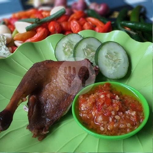Paket Combo Ber4 Bebek Goreng Paha Sambal Korek + Es Teh Manis menu Bebek Goreng H. Slamet, Sidakarya