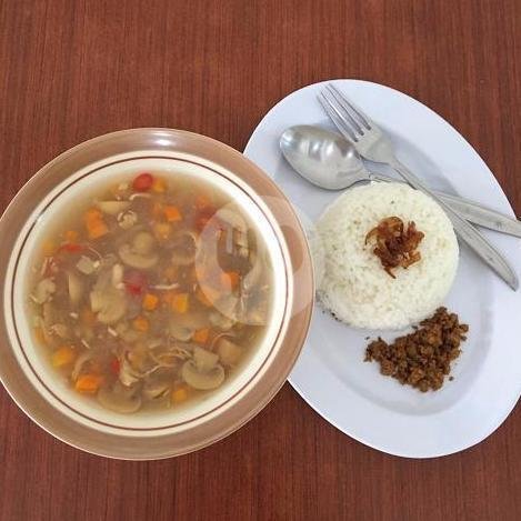 Nasi Ayam Jamur menu Beras Bulu Cafe and Bakery, Catur Warga