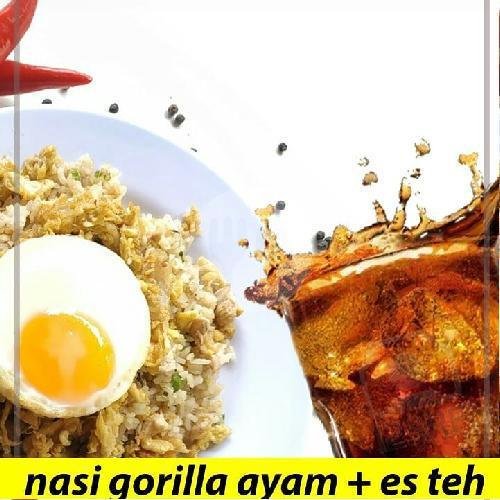 Nasi Goreng Gila Ayam + Es Teh menu Nasi Goreng Gila Gorilla, Pulau Komodo