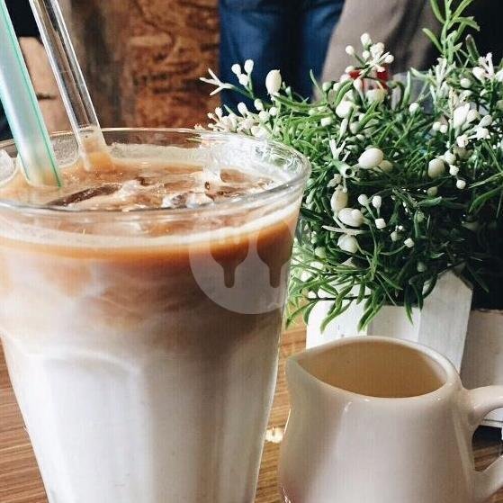 Maktal Coffee Bar: A Must-Visit Gem in Mataram for Coffee Lovers