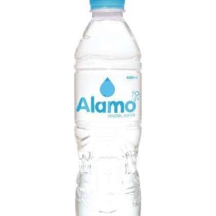 Large Mineral Water 1500 Ml menu Naturela Cafe & Resto, Uluwatu