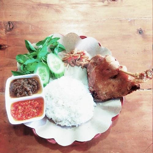 Paket Bebek M menu Bebek Goreng Amanah Madura, Jl Gunung Rinjani Pertigaan