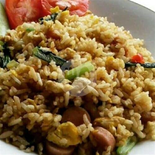 Nasi Goreng Sosis menu Warung Made Gandapura