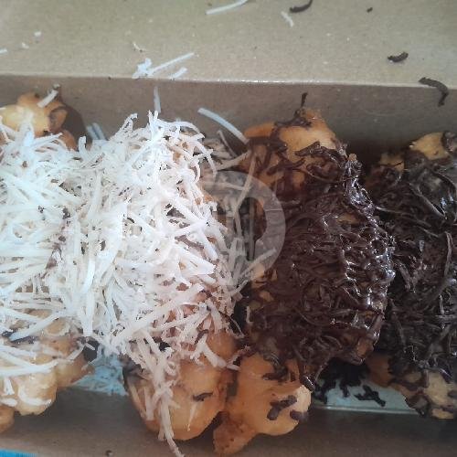 Pisang Goreng Setengah Keju Setengah Coklat + Susu menu Pisang Keju Crispy Bu Elzy, Jimbaran