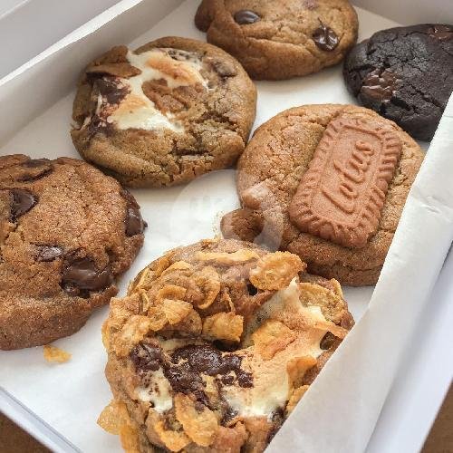 Box Of 6 Cookies menu Komura Coffee & Beverages, Batubelig