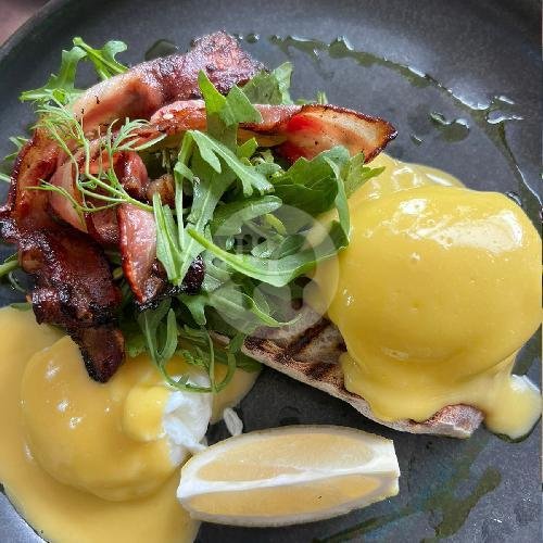 Eggs Benedict ( Bacon ) menu Lusa by Suka Berawa, Canggu